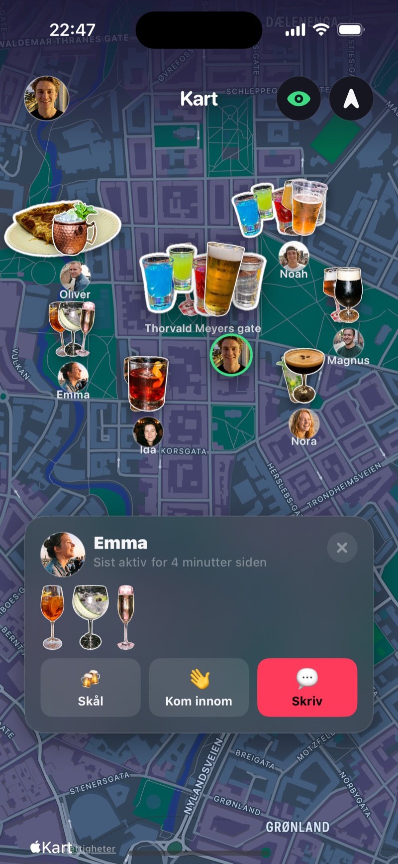 Dronk-kartet med venner og glassene deres i kveld