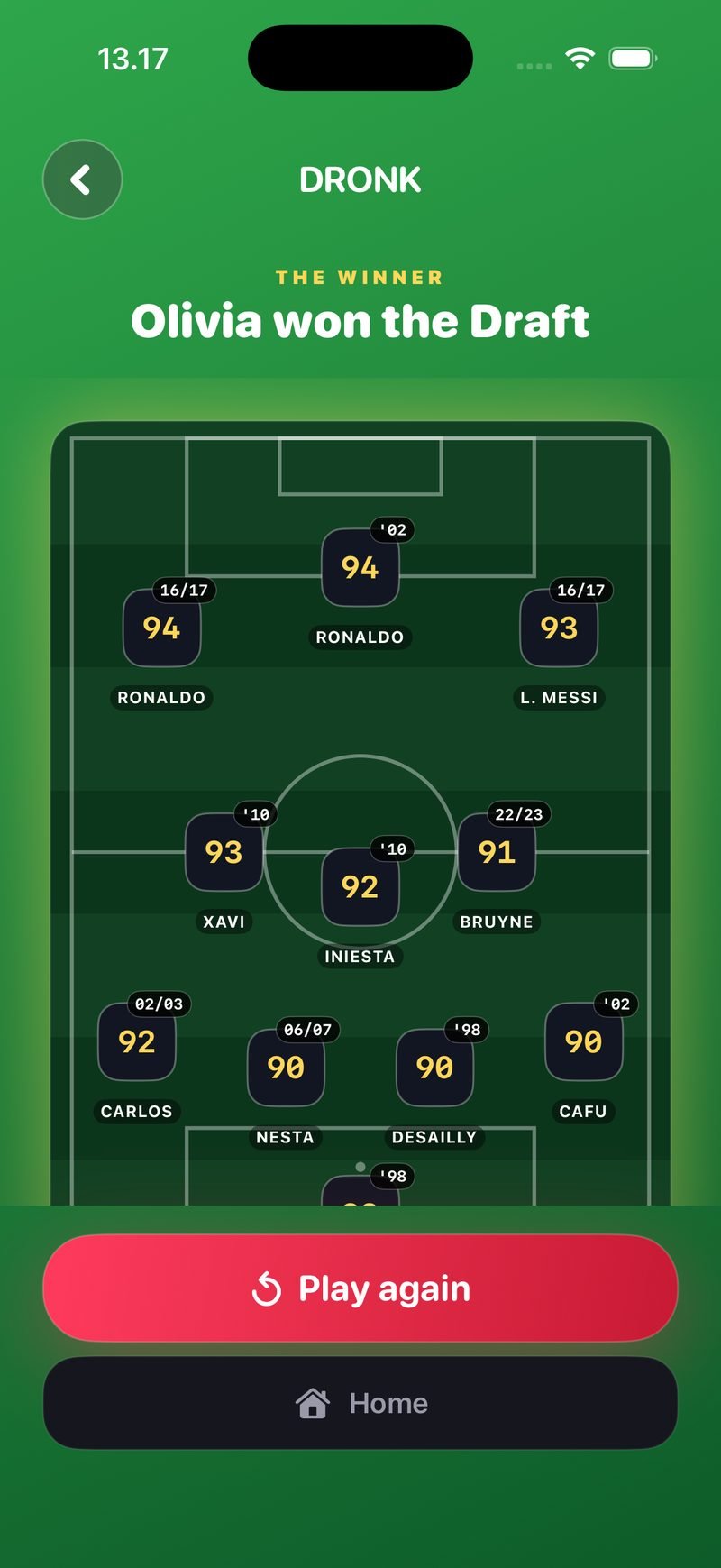 Result screen in The Draft: The winner, Olivia won the Draft, her full eleven on a gold-glowing pitch with Ronaldo, Messi, Xavi, Iniesta, De Bruyne, Carlos, Nesta, Desailly and Cafu, and Play again and Home buttons