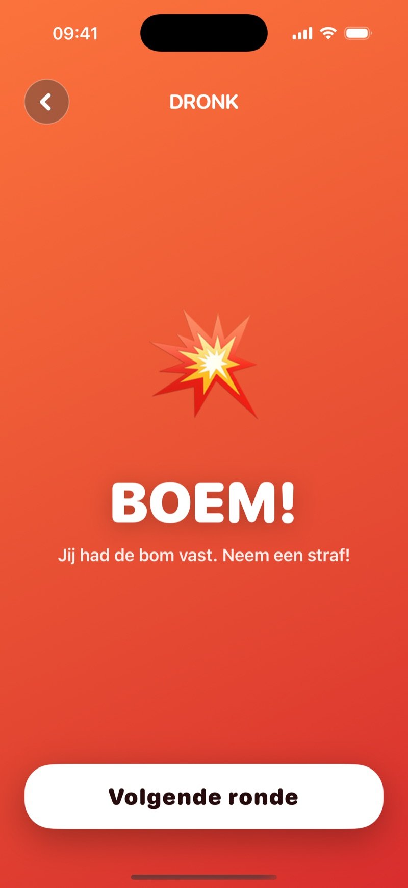 Het ontploffingsscherm van De Bom in Dronk: BOOM! You were holding the bomb, take a penalty! met een Next round-knop