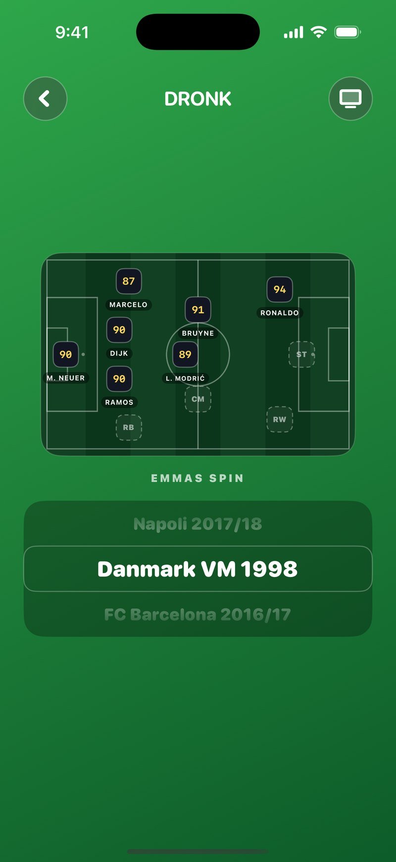 Spin i Draften: Emmas hold øverst med Ronaldo 94, Bruyne 91, L. Modrić 89, Dijk 90, Ramos 90, Marcelo 87 og M. Neuer 90 sat, og hjulet der ruller forbi Napoli 2017/18, Danmark VM 1998 og FC Barcelona 2016/17