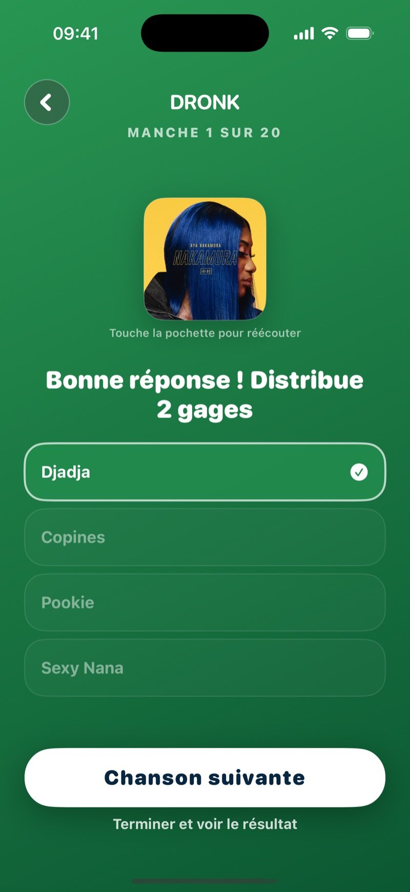 Le Blind test après une bonne réponse : Someone You Loved surligné avec une coche, le texte Correct! Hand out 2 penalties, la réponse Someone You Loved (2018), un bouton Next song et un lien Finish & see result (capture de la version anglaise)