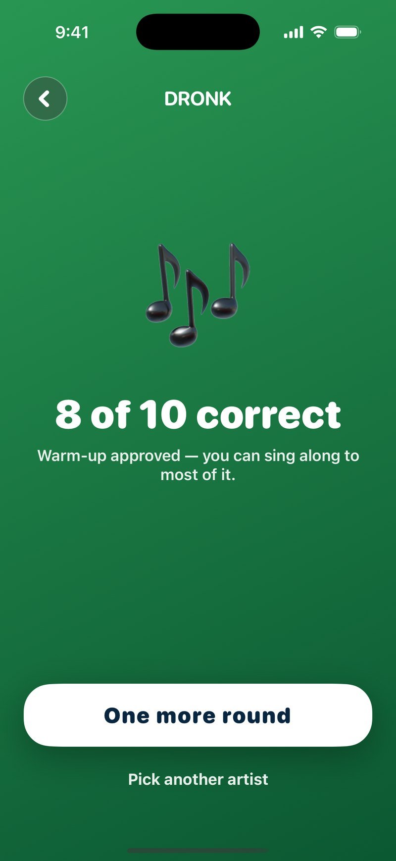 Der Ergebnisbildschirm von Guess the Song: ein großes Noten-Symbol, 8 of 10 correct, die Zeile Warm-up approved, you can sing along to most of it, ein Button One more round und ein Link Pick another artist