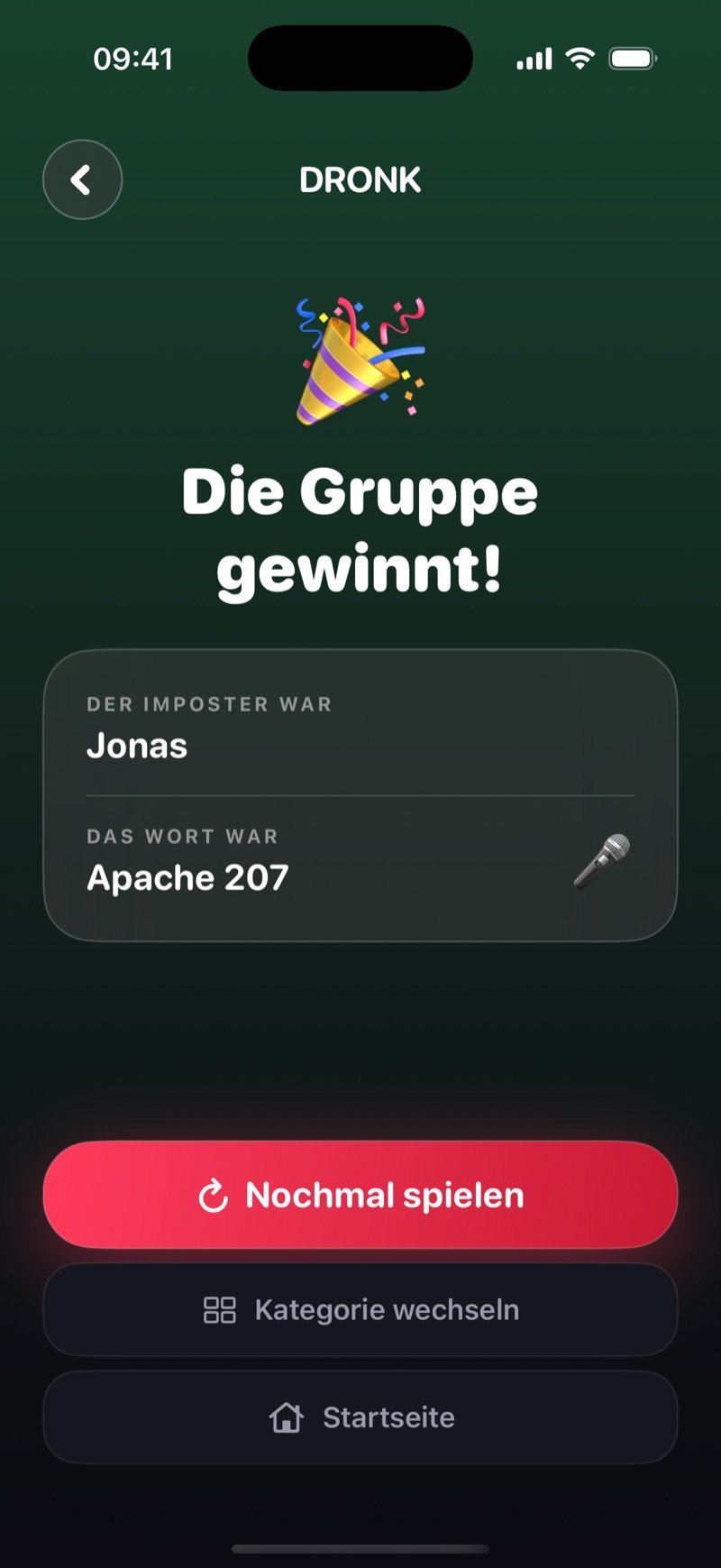 Der Ergebnis-Bildschirm in Dronk auf grünem Hintergrund: Group wins! You caught the imposter. Der Imposter war Jake, das Wort war Penguin, mit den Buttons Play again, Change category und Home