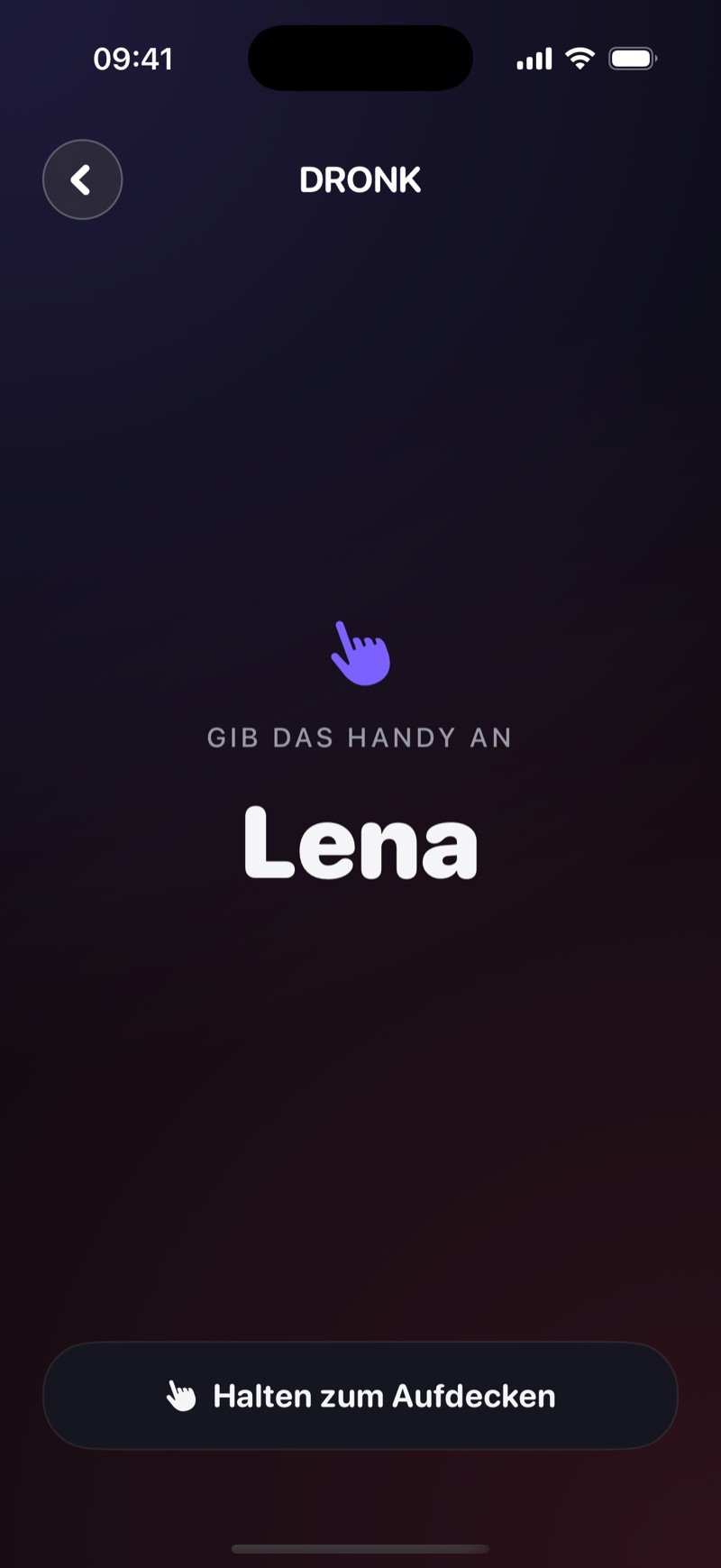 Der Weitergeben-Bildschirm in Dronk: Pass the phone to Olivia, mit einem Hold-to-reveal-Button und noch verdeckter Karte