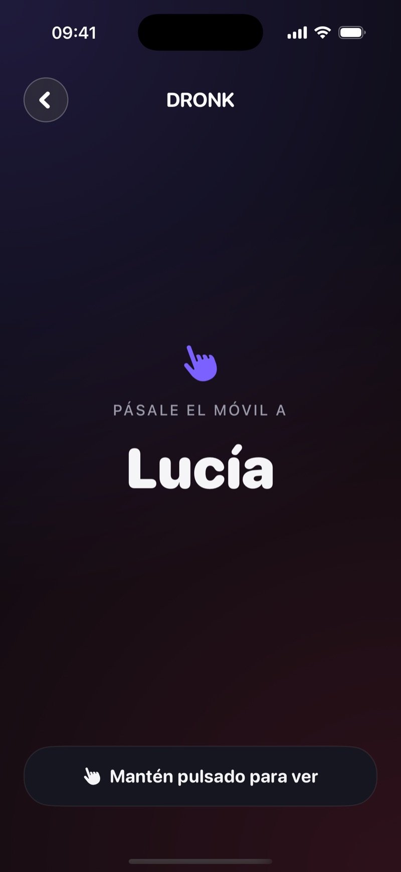 Pantalla de pasar el teléfono en Dronk: Pass the phone to Olivia, con un botón Hold to reveal y la carta todavía oculta (captura de la versión en inglés)