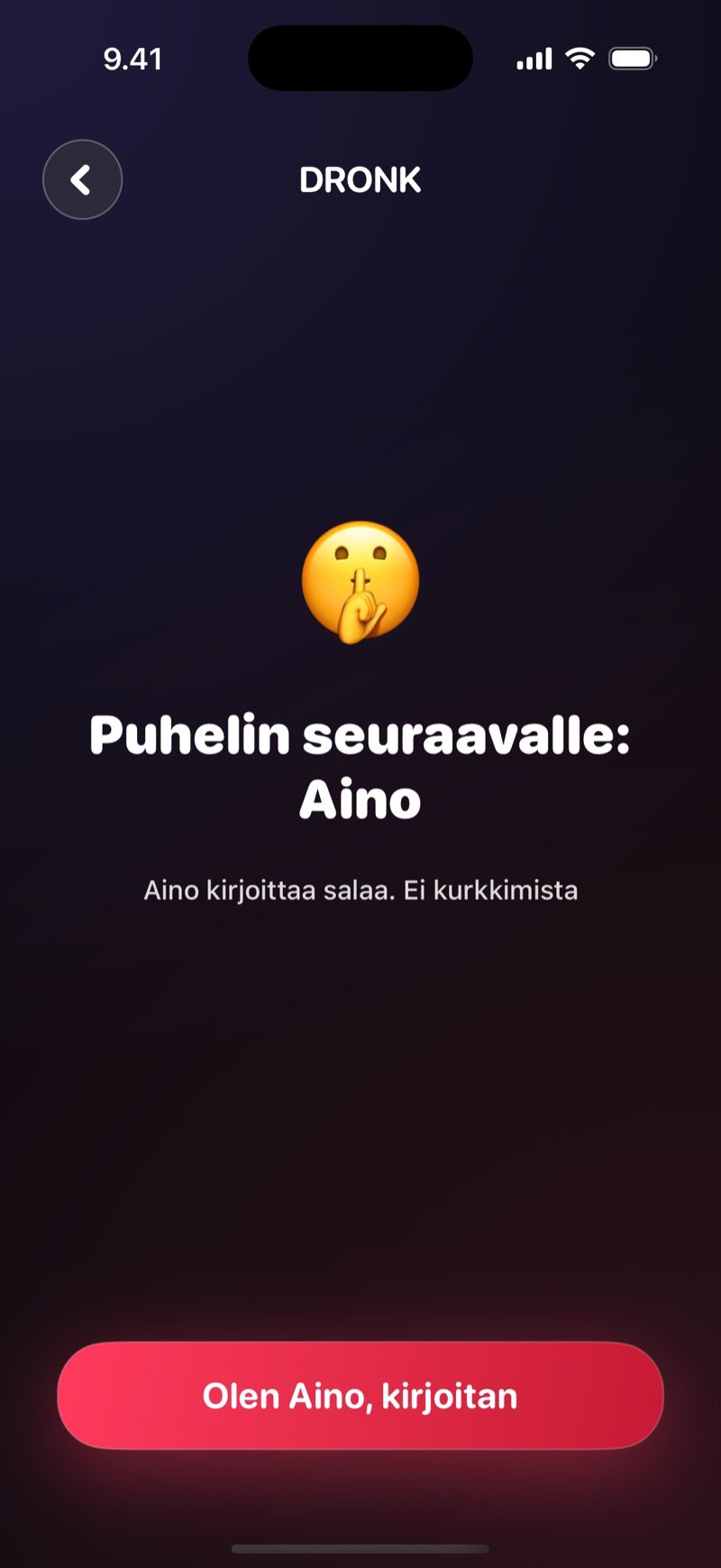 Kirjoitusvuoron näkymä Pandoran lippaassa: puhelin seuraavalle pelaajalle, joka kirjoittaa salaa ilman kurkkimista, ja Olen [nimi], kirjoitan -painike
