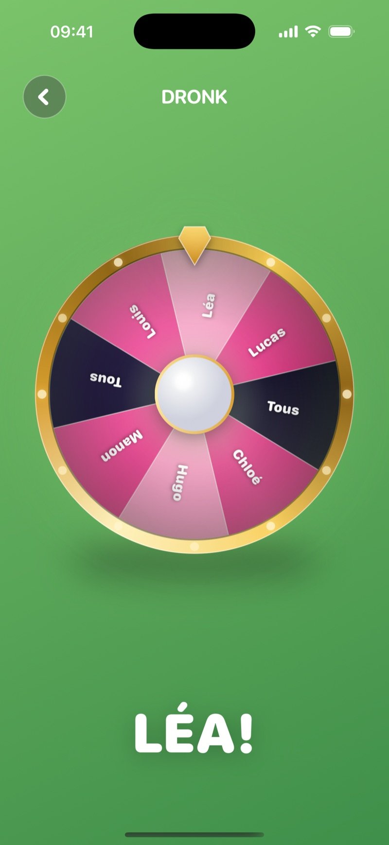 La roue de la Roulette dans Dronk juste avant de tourner, avec le prénom de chaque joueur et un segment noir All