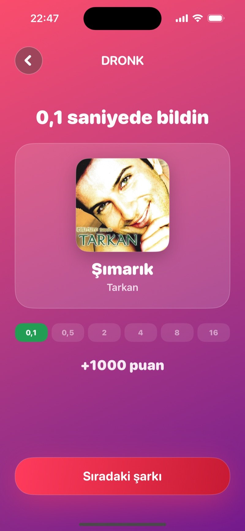 Tek Saniye'de cevap ekranı: albüm kapağı, şarkı adı ve sanatçı, 0,5 saniyede bilinip 800 puan kazanılan şarkı ve Sıradaki şarkı düğmesi