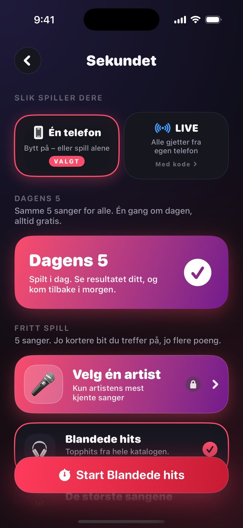 Oppsettskjermen i Sekundet i Dronk: kortet Dagens 5 øverst, Fritt spill med 5 sanger, kortet Velg én artist og pakker som Blandede hits og De største sangene