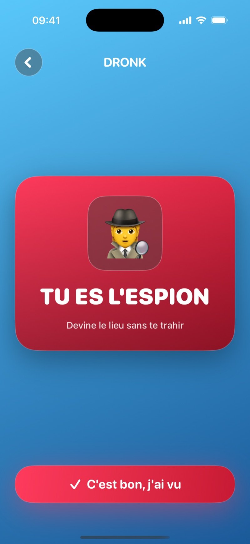 La carte de l'espion : carte rouge avec You are the spy, guess the location without giving yourself away (capture de la version anglaise)