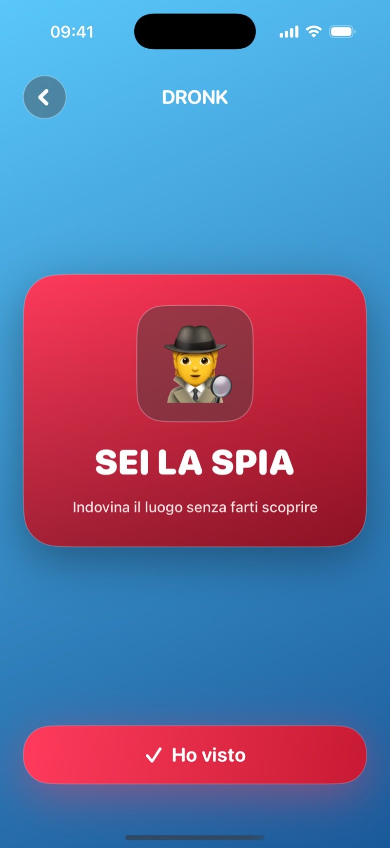 Carta della spia in La Spia: carta rossa con la scritta You are the spy, guess the location without giving yourself away (screenshot della versione inglese)
