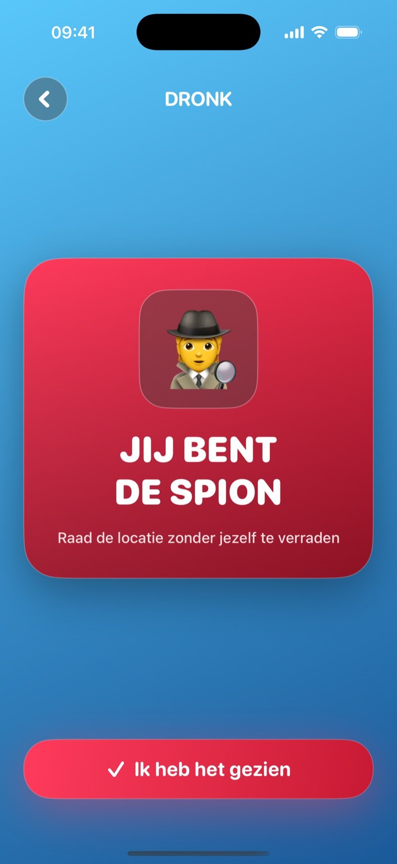 Spionkaart in De Spion: rode kaart met You are the spy, guess the location without giving yourself away (screenshot van de Engelse versie)