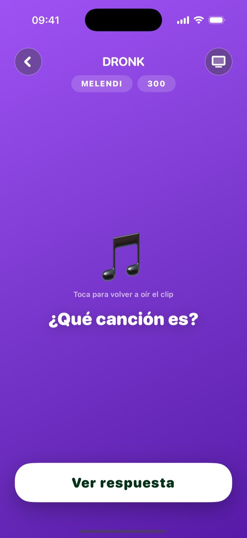 Una casilla abierta en El Tablero: las etiquetas Adele y 300, un gran icono de nota con Tap to replay the clip, la pregunta Which song is it? y un botón Show answer (captura de la versión en inglés)